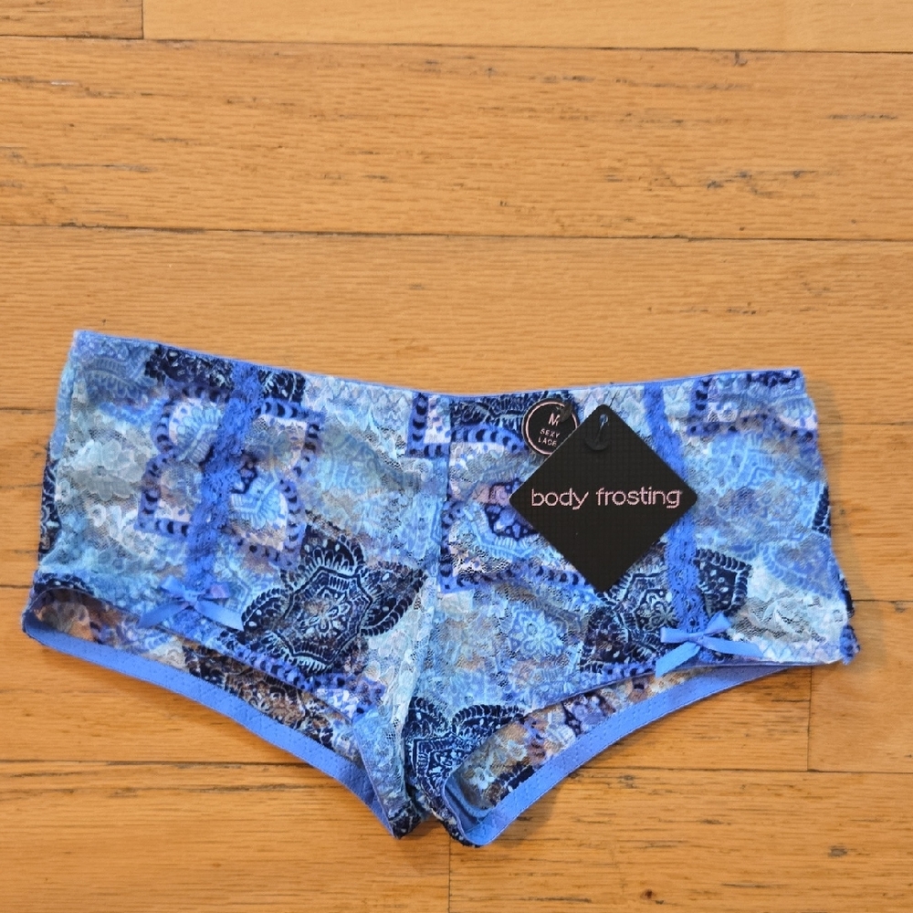 Body Frosting Sexy Floral Lace Boy Shorts Size Medium